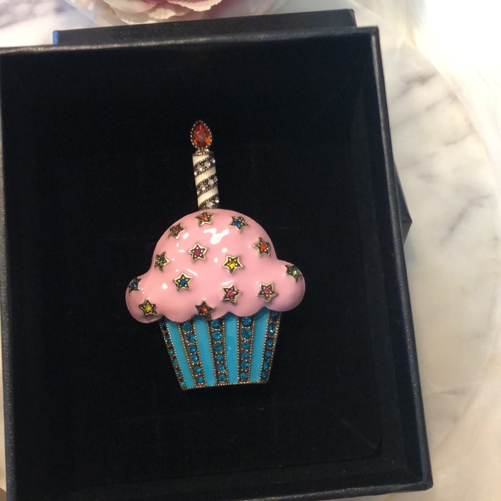 COPY - New Heidi Daus Birthday Brooch - Picture 4 of 5